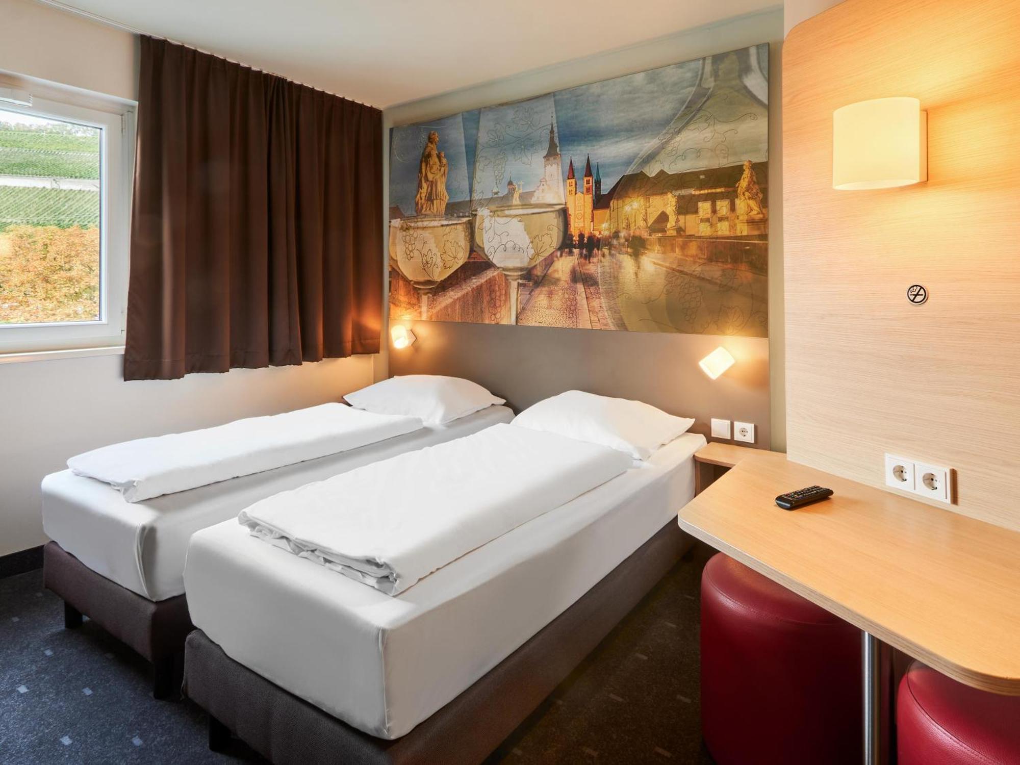 B&B Hotel Wuerzburg-City Екстер'єр фото