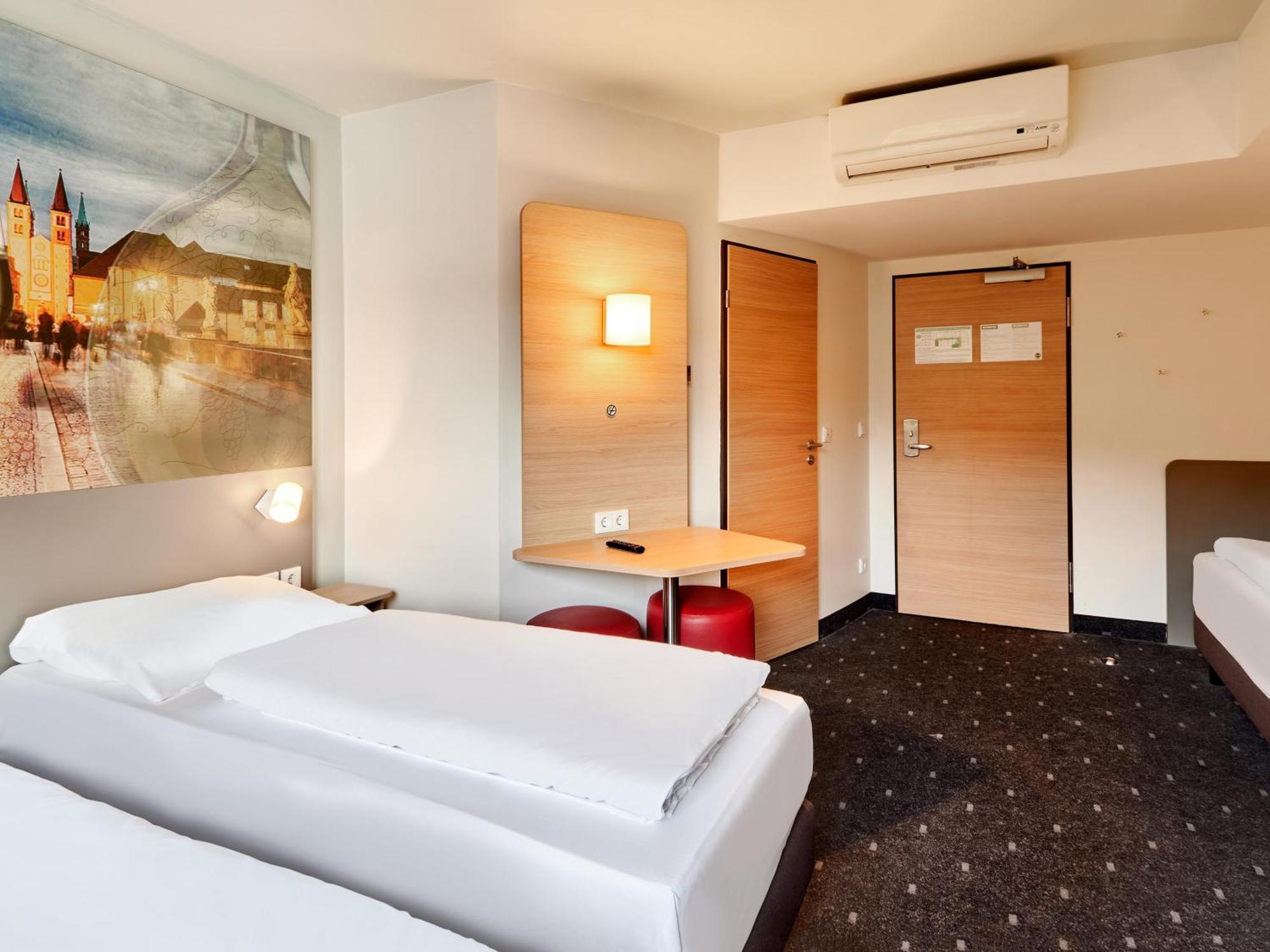 B&B Hotel Wuerzburg-City Екстер'єр фото