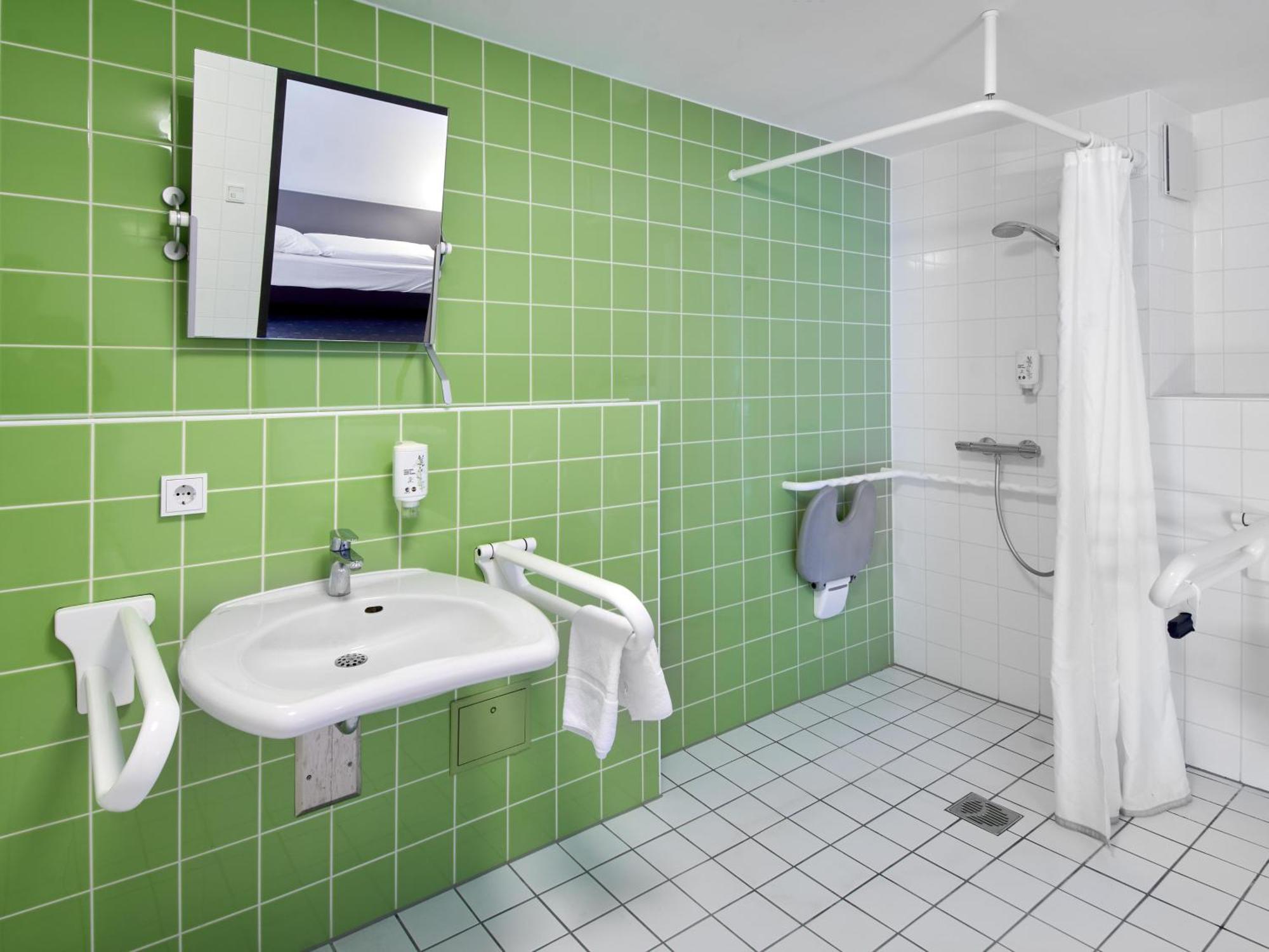 B&B Hotel Wuerzburg-City Екстер'єр фото