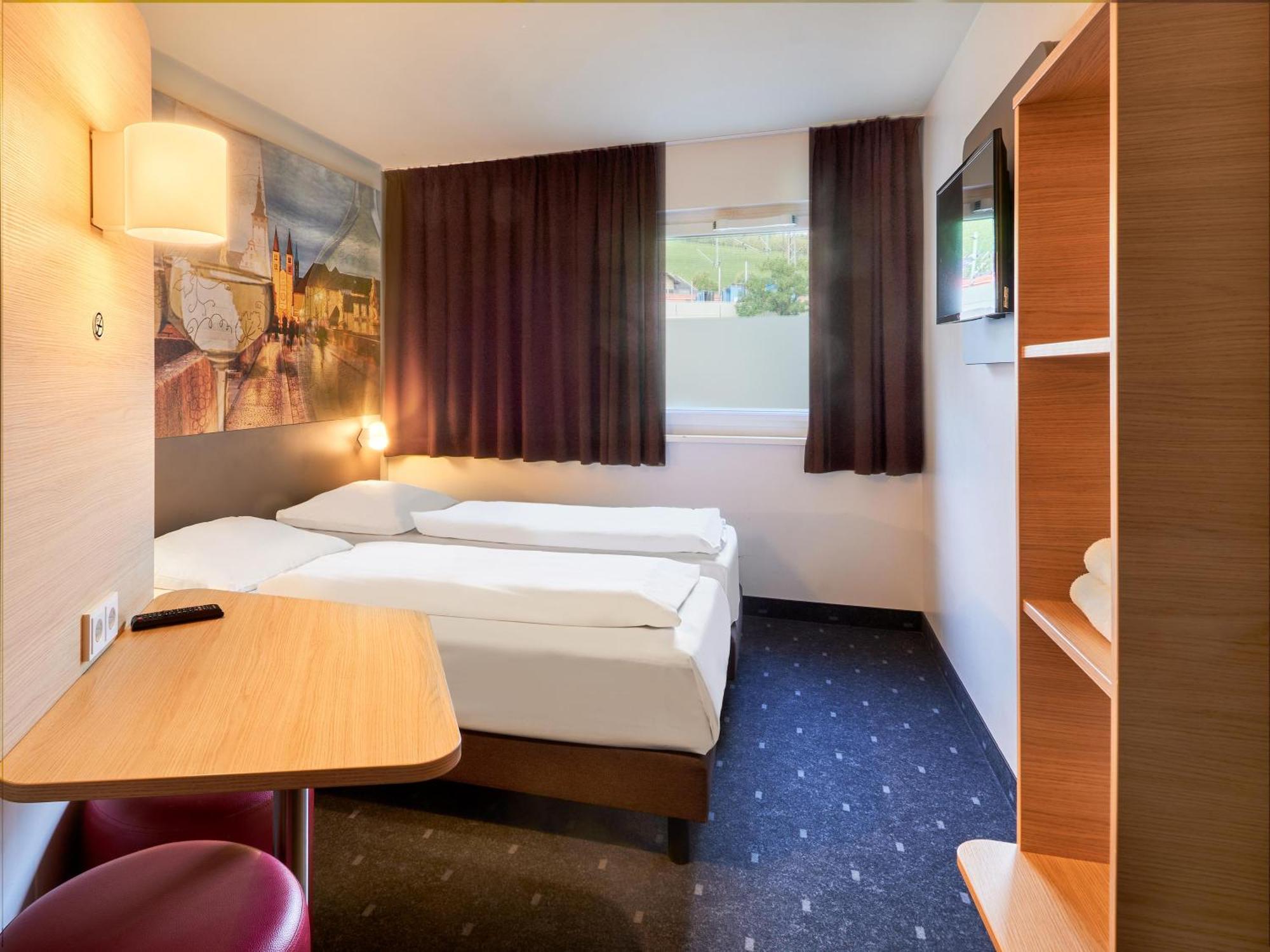 B&B Hotel Wuerzburg-City Екстер'єр фото