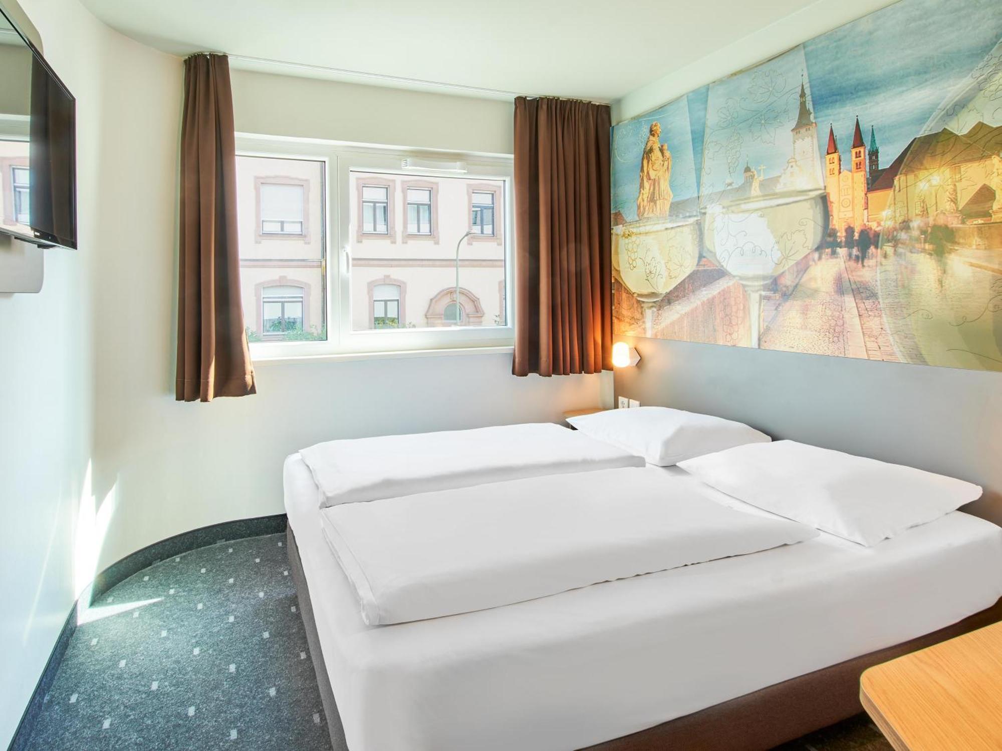 B&B Hotel Wuerzburg-City Екстер'єр фото