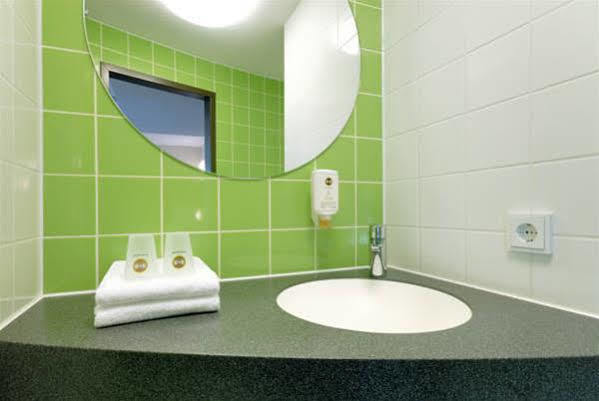 B&B Hotel Wuerzburg-City Екстер'єр фото